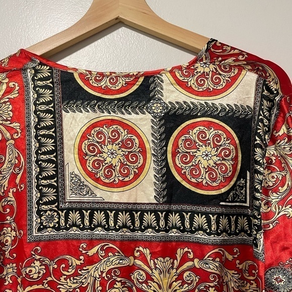 Pretty Little Thing Red Printed Satin Long Sleeve Wrap Dress - Picture 12 of 16